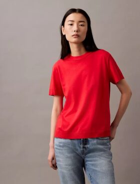 Πλεκτό T-shirt με ψηλό γιακά