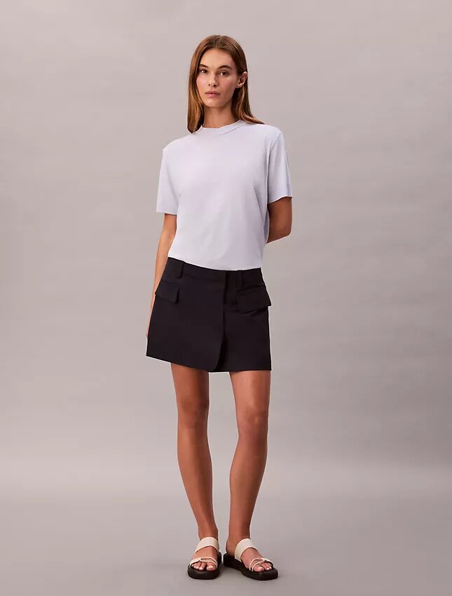 Πλεκτό T-shirt με ψηλό γιακά Πλεκτό T-shirt με ψηλό γιακά