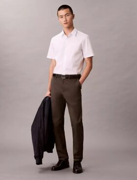 Πουκάμισο από Cotton Stretch με κουμπιά και στενή γραμμή