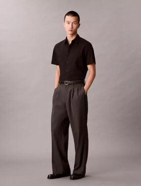 Πουκάμισο από Cotton Stretch με κουμπιά και στενή γραμμή