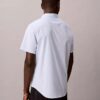 Πουκάμισο με κουμπιά από Cotton Stretch με λεπτές ρίγες Πουκάμισο με κουμπιά από Cotton Stretch με λεπτές ρίγες
