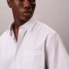 Πουκάμισο με κουμπιά από Cotton Stretch με λεπτές ρίγες Πουκάμισο με κουμπιά από Cotton Stretch με λεπτές ρίγες