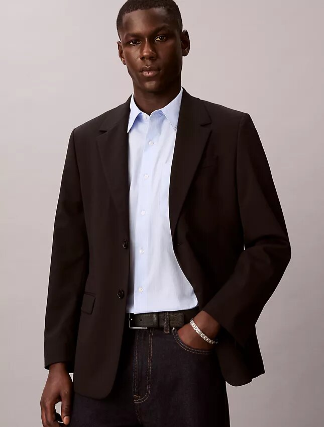 Πουκάμισο με κουμπιά από Cotton Stretch με λεπτές ρίγες Πουκάμισο με κουμπιά από Cotton Stretch με λεπτές ρίγες