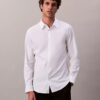 Πουκάμισο με κουμπιά από Cotton Stretch ποπλίν με στενή γραμμή Πουκάμισο με κουμπιά από Cotton Stretch ποπλίν με στενή γραμμή