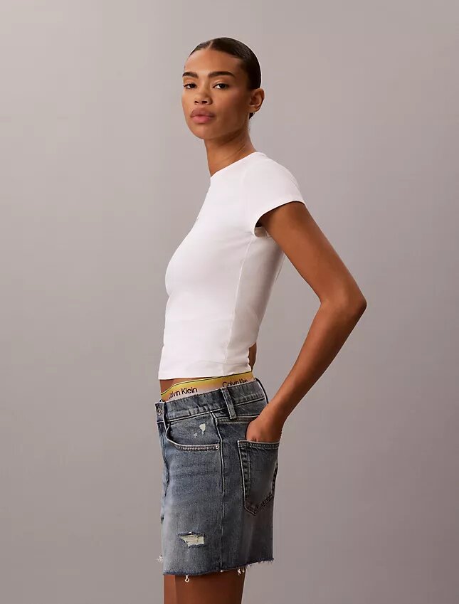 Pride Monologo Baby Tee Pride Monologo Baby Tee
