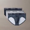 Σλιπ με ελαστική Microfiber σε συσκευασία των 3 τεμαχίων Σλιπ με ελαστική Microfiber σε συσκευασία των 3 τεμαχίων