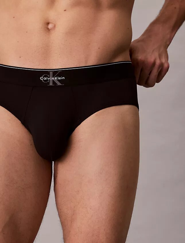 Σλιπ με γραφικό Monogram από ελαστική Microfiber Σλιπ με γραφικό Monogram από ελαστική Microfiber