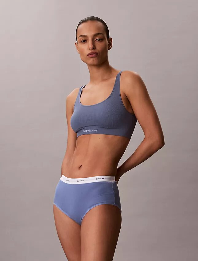Σλιπ υψηλής μέσης από Cotton Stretch βαμβάκι Σλιπ υψηλής μέσης από Cotton Stretch βαμβάκι