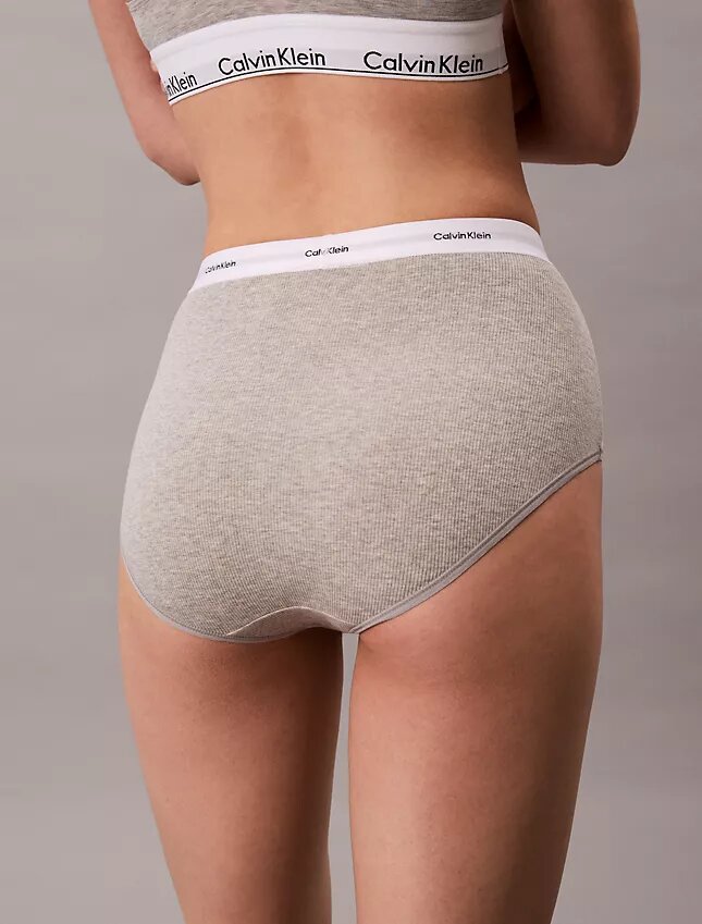 Σλιπ υψηλής μέσης από Cotton Stretch βαμβάκι Σλιπ υψηλής μέσης από Cotton Stretch βαμβάκι