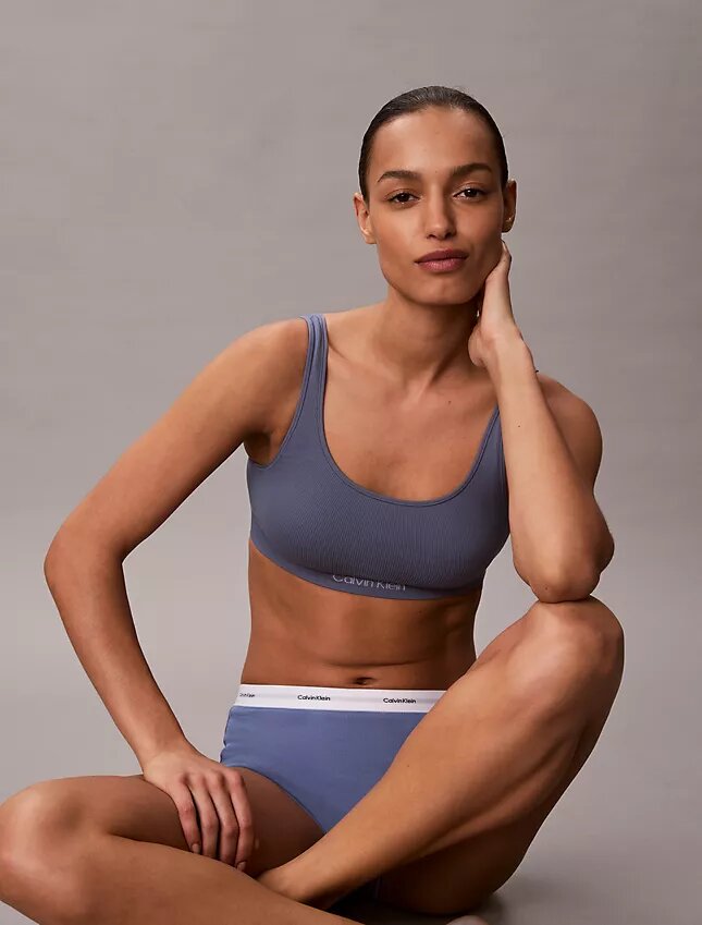 Σλιπ υψηλής μέσης από Cotton Stretch βαμβάκι Σλιπ υψηλής μέσης από Cotton Stretch βαμβάκι