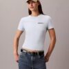 Στενό T-shirt με γραφικό λογότυπο Στενό T-shirt με γραφικό λογότυπο