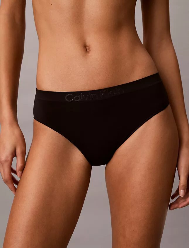Συγκολλημένο ελαστικό Bikini Συγκολλημένο ελαστικό Bikini