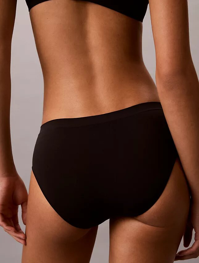 Συγκολλημένο ελαστικό Bikini Συγκολλημένο ελαστικό Bikini