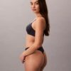 Συνδεδεμένο ελαστικό Thong