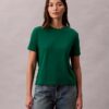 T-shirt με λογότυπο από το αρχείο T-shirt με λογότυπο από το αρχείο