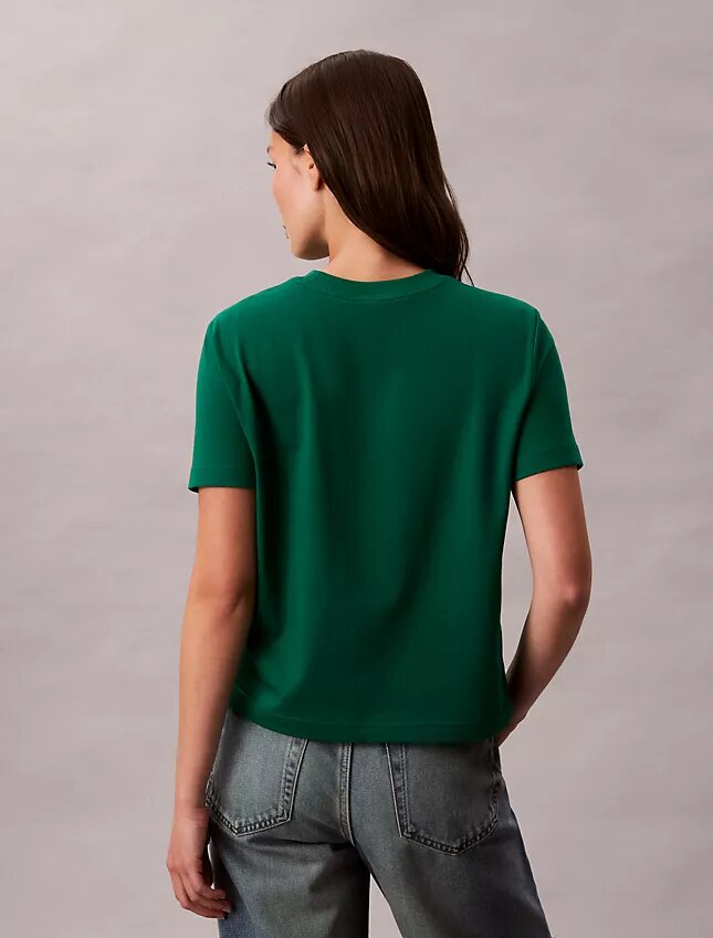 T-shirt με λογότυπο από το αρχείο T-shirt με λογότυπο από το αρχείο