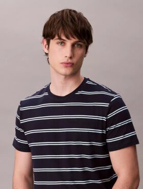 T-shirt με στρογγυλό λαιμό και ρίγες Liquid Touch