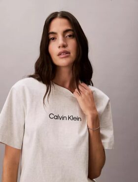 Τ-shirt με στρογγυλό λαιμό και τυπικό λογότυπο σε φαρδιά γραμμή