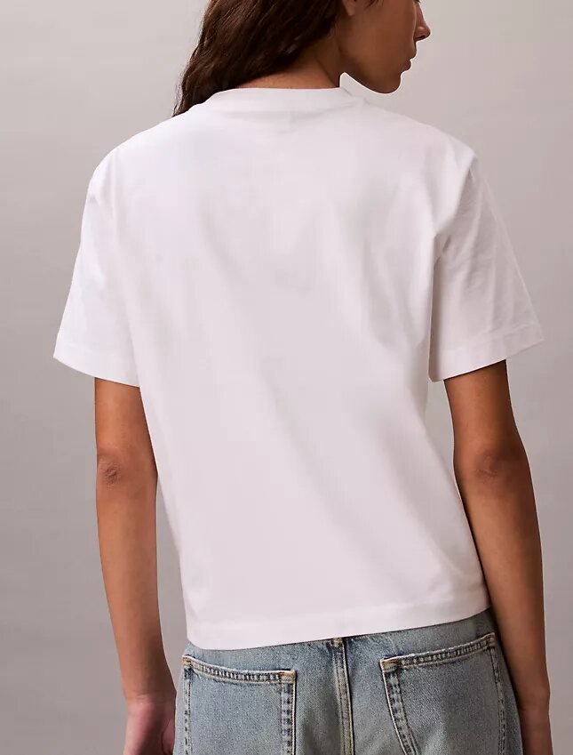 Τ-shirt με στρογγυλό λαιμό και τυπικό λογότυπο σε φαρδιά γραμμή Τ-shirt με στρογγυλό λαιμό και τυπικό λογότυπο σε φαρδιά γραμμή