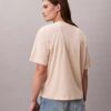 Τ-shirt με στρογγυλό λαιμό και τυπικό λογότυπο σε φαρδιά γραμμή Τ-shirt με στρογγυλό λαιμό και τυπικό λογότυπο σε φαρδιά γραμμή