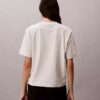 Τ-shirt με στρογγυλό λαιμό και τυπικό λογότυπο σε φαρδιά γραμμή Τ-shirt με στρογγυλό λαιμό και τυπικό λογότυπο σε φαρδιά γραμμή
