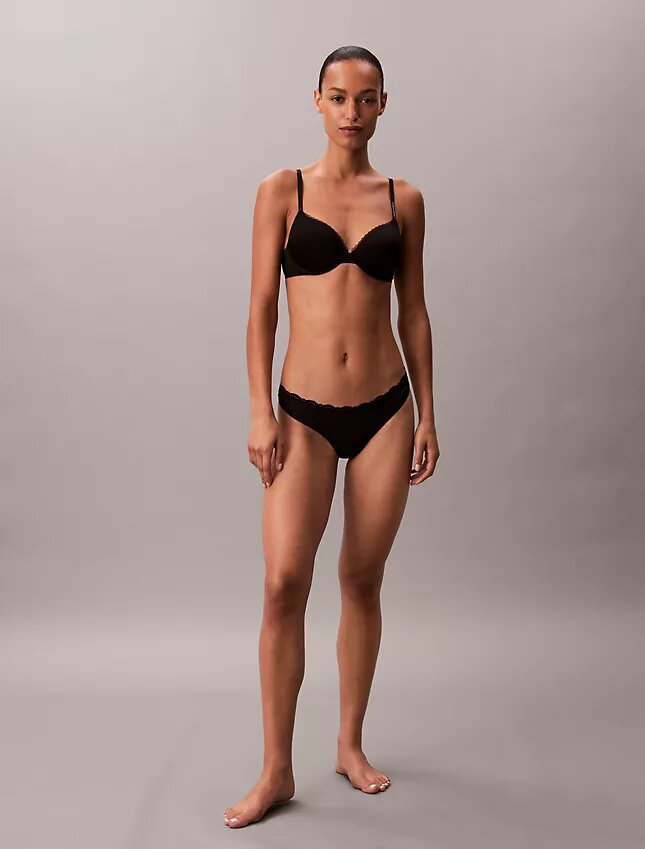 Thong από ελαστική Microfiber με δαντέλα Thong από ελαστική Microfiber με δαντέλα
