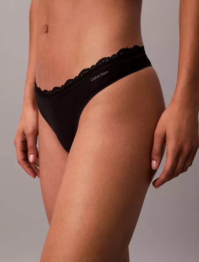 Thong από ελαστική Microfiber με δαντέλα Thong από ελαστική Microfiber με δαντέλα