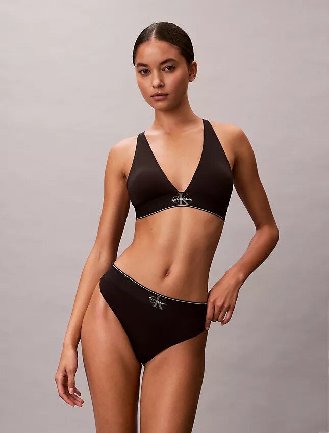 Thong από ελαστική Microfiber με γραφικό Monogram Thong από ελαστική Microfiber με γραφικό Monogram