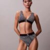 Thong από ελαστική Microfiber με γραφικό Monogram Thong από ελαστική Microfiber με γραφικό Monogram
