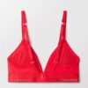 Τριγωνικό Bralette με ελαφριά επένδυση για το Σεληνιακό Νέο Έτος Τριγωνικό Bralette με ελαφριά επένδυση για το Σεληνιακό Νέο Έτος