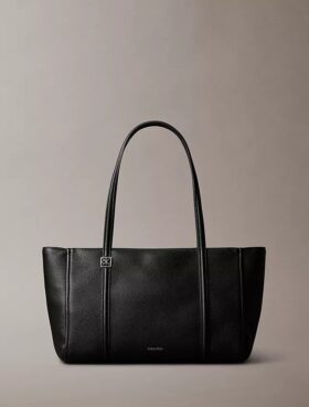Τσάντα Tote με λογότυπο και μεταλλικά στοιχεία