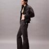 Τζιν με χαλαρή γραμμή bootcut Τζιν με χαλαρή γραμμή bootcut