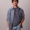 Βαμβακερό μπλουζάκι με τσέπη Βαμβακερό μπλουζάκι με τσέπη