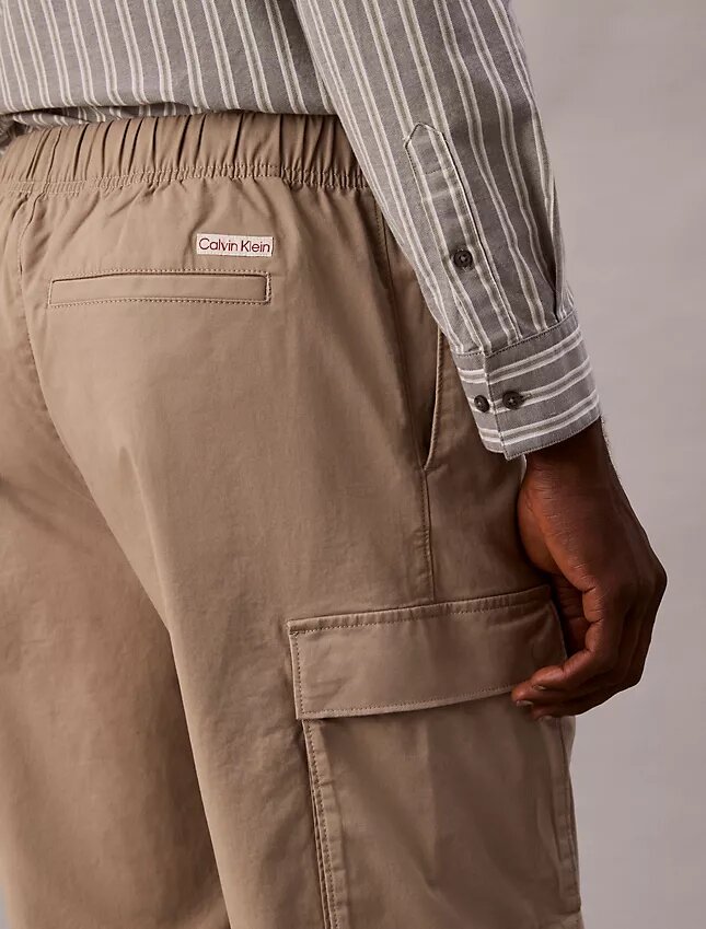 Βαμβακερό παντελόνι Cotton Stretch cargo με ελαστική εφαρμογή Βαμβακερό παντελόνι Cotton Stretch cargo με ελαστική εφαρμογή
