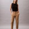 Βαμβακερό παντελόνι Cotton Stretch με ελαστική ύφανση και ίσια γραμμή Βαμβακερό παντελόνι Cotton Stretch με ελαστική ύφανση και ίσια γραμμή