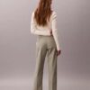 Βαμβακερό παντελόνι Cotton Stretch με ελαστική ύφανση και ίσια γραμμή Βαμβακερό παντελόνι Cotton Stretch με ελαστική ύφανση και ίσια γραμμή