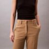 Βαμβακερό παντελόνι Cotton Stretch με ελαστική ύφανση και ίσια γραμμή Βαμβακερό παντελόνι Cotton Stretch με ελαστική ύφανση και ίσια γραμμή