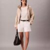 Βερμούδες από Cotton Stretch τβίλ με πιέτες Βερμούδες από Cotton Stretch τβίλ με πιέτες