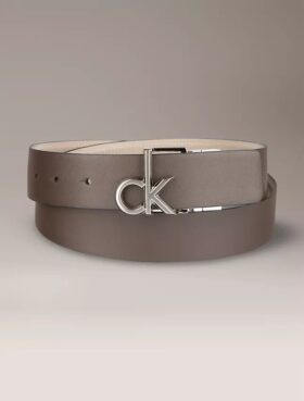 Ζώνη με πλακέτα λογότυπου Monogram και δυνατότητα αναστροφής Ζώνη με πλακέτα λογότυπου Monogram και δυνατότητα αναστροφής